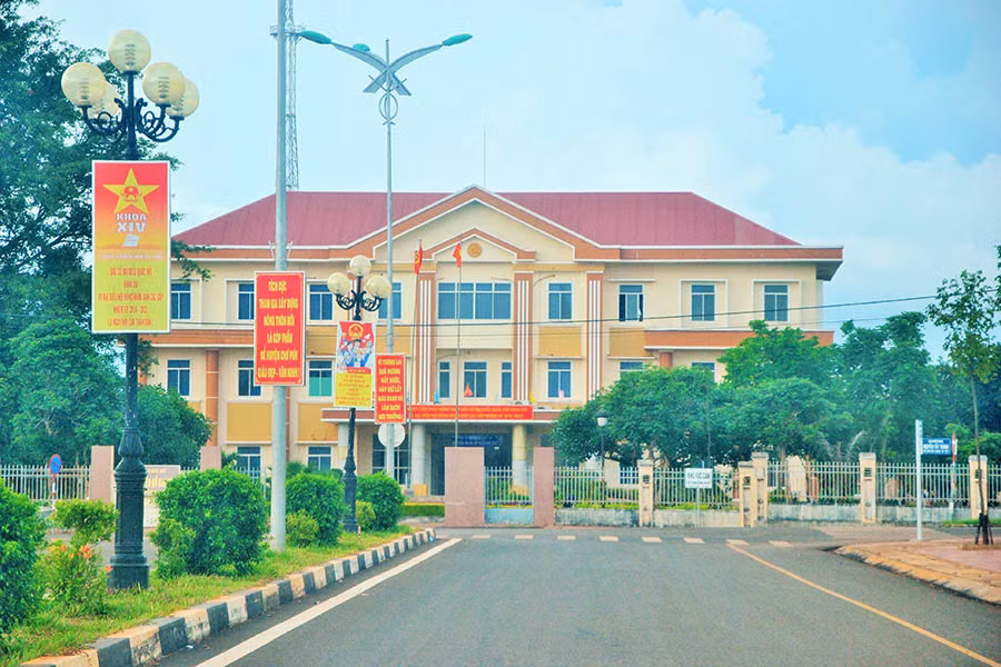  Trung tâm hành chính huyện Chư Pưh. Ảnh: Đ.M.P