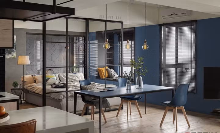  Màn cửa lá sách thiết kế đồng bộ cung cấp ánh sáng cho phòng ăn và phòng ngủ.