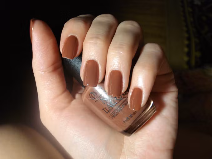  Nhân Mã chịu sự quản chiếu của sao Mộc, là nơi hội tụ nhiều màu sắc nên không quá khó để chọn cho mình gam màu may mắn. Đặc điểm chung của phụ nữ Nhân Mã là cá tính, độc lập nên các gam màu đậm, ấn tượng sẽ không làm họ thất vọng.