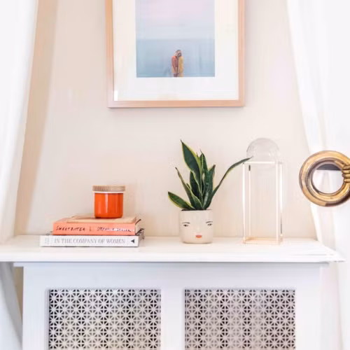  Vật dụng trang trí nhỏ xinh giúp không gian sống động hơn.