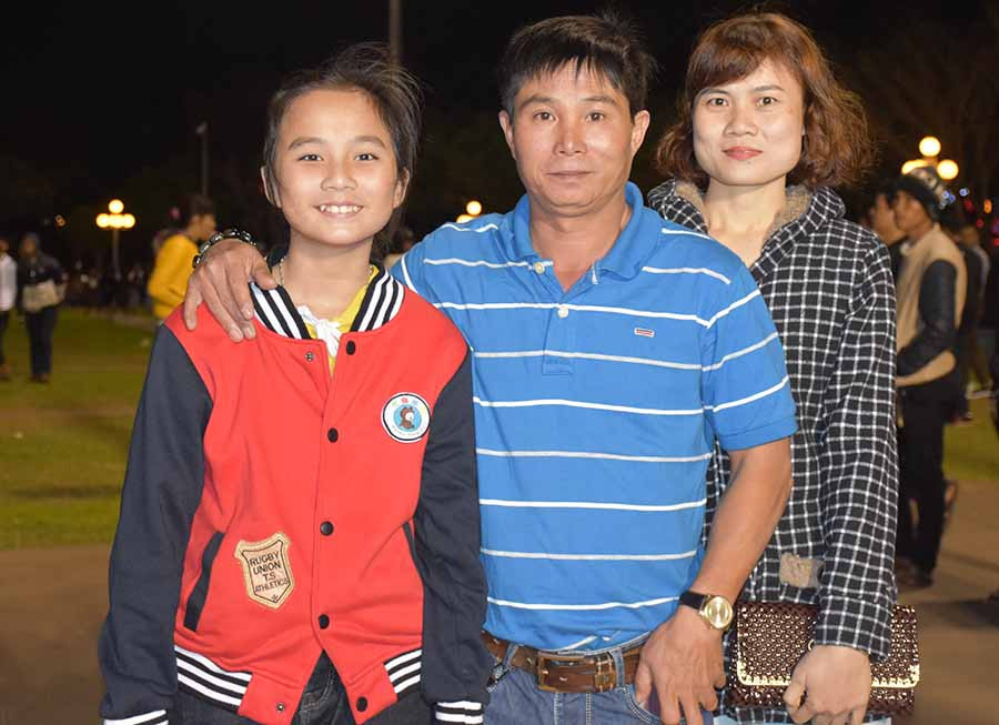 Gia đình anh Nguyễn Ngọc Ngân. Ảnh: Nguyễn Tú