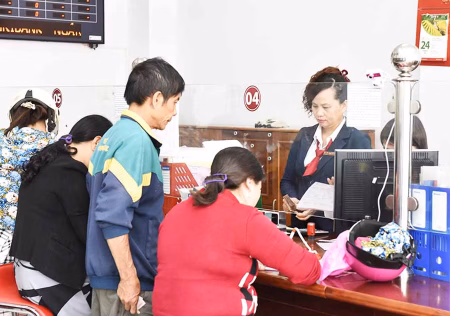  Quầy giao dịch Agribank Gia Lai. Ảnh: Đ.T