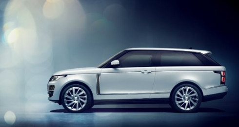 Mẫu SV Coupe từng được ấn định để trở thành một mẫu halo car của Range Rover và cạnh tranh với những Lamborghini Urus, Bentley Bentayga và Rolls-Royce Cullinan trong phân khúc SUV hạng sang.