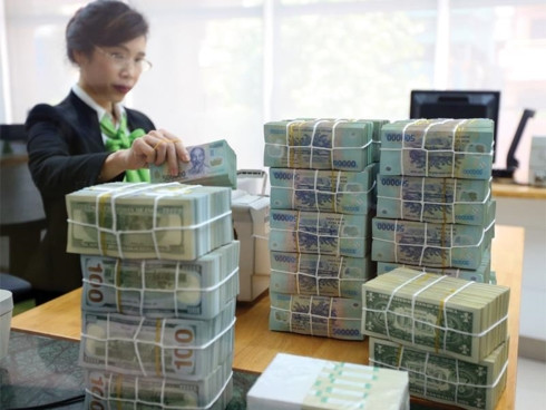 Nhiều ngân hàng tăng mạnh lãi suất tiền gửi sau Tết. (Ảnh minh họa: KT) Nhiều ngân hàng tăng mạnh lãi suất tiền gửi sau Tết. (Ảnh minh họa: KT)