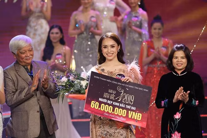  Người đẹp Kinh Bắc thứ Hai Nguyễn Vân Anh