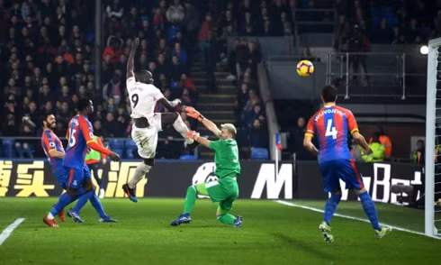 Romelu Lukaku tỏa sáng khi Marcus Rashford ngồi dự bị ở trận này. (Ảnh: Getty)