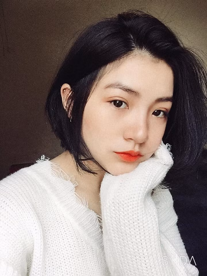 Ngày hôm qua khi nhận thông báo Uyên rất bất ngờ và hồi hộp