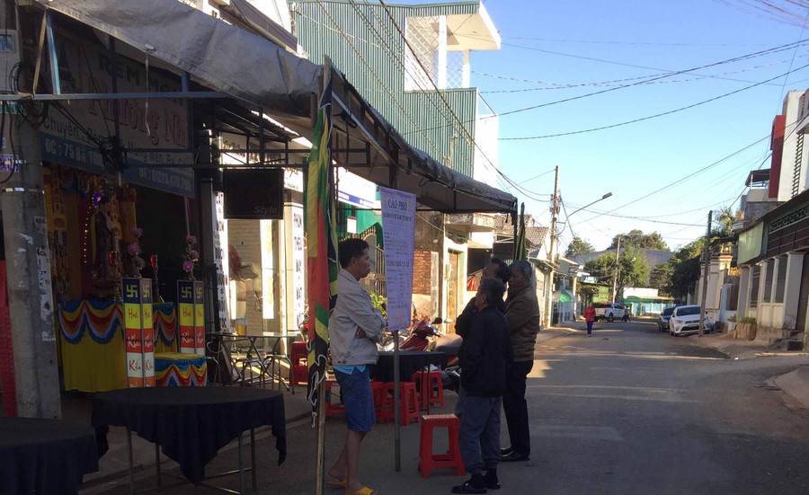 Gia đình đang tổ chức tang lễ cho nạn nhân. Ảnh: Văn Ngọc