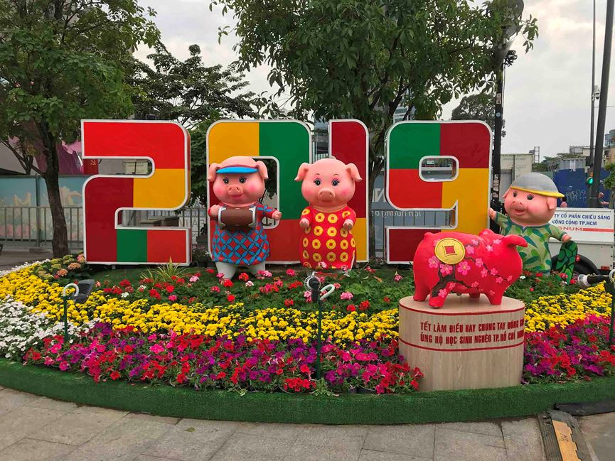  Mang lại cảm giác hưng phấn, vui vẻ, tràn đầy năng lượng cho một năm vạn sự tốt đẹp cho bất cứ ai nhìn thấy linh vật năm nay.