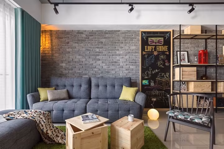  Tấm bảng đen dùng để trang trí và có thể vẽ theo tâm trạng những người trong nhà.