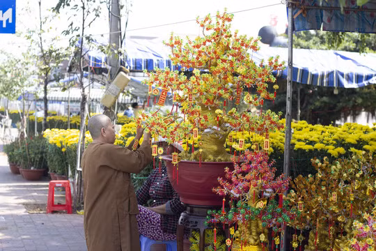 Cuộc sống của ngư dân vùng biển ngày càng được cải thiện nhờ nhiều vào nghề biền