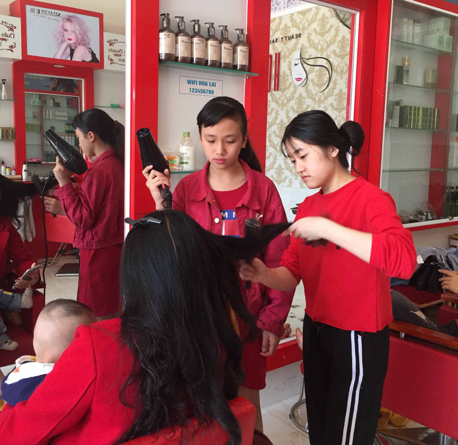 Nhu cầu làm đẹp dịp Tết tăng mạnh. Ảnh: Lê Lan