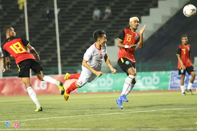 Gặp không ít khó khăn trong hiệp 1, nhưng U22 Việt Nam đã hoàn toàn áp đảo U22 Timor Leste trong hiệp 2 để kết thúc trận đấu với 4 bàn cách biệt. Ảnh: Ngọc Anh.