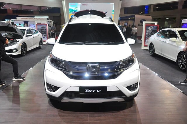  Honda BRV có vẻ ngoài bắt mắt toát lên vẻ sang trọng. 