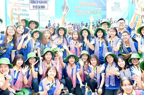 Những chiến dịch tình nguyện Mùa hè xanh của TPHCM thu hút đông đảo thanh niên tham gia và mang lại hiệu quả về tinh thần, vật chất cho xã hội. Ảnh: VIỆT DŨNG Những chiến dịch tình nguyện Mùa hè xanh của TPHCM thu hút đông đảo thanh niên tham gia và mang lại hiệu quả về tinh thần, vật chất cho xã hội. Ảnh: VIỆT DŨNG