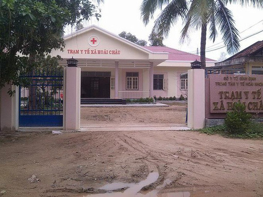 Trạm Y tế xã Hoài Châu, nơi bé T. tiêm ngừa vắc-xin ComBE Five Trạm Y tế xã Hoài Châu, nơi bé T. tiêm ngừa vắc-xin ComBE Five