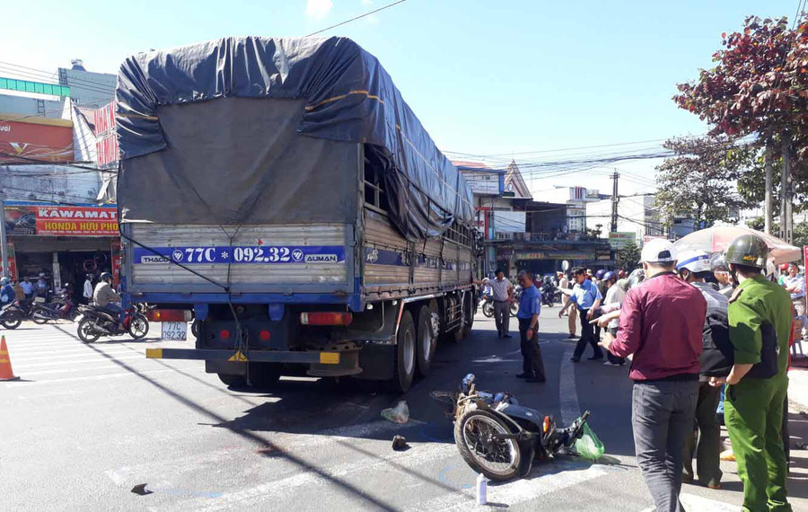 Hiện trường vụ tai nạn. Ảnh: Văn Ngọc