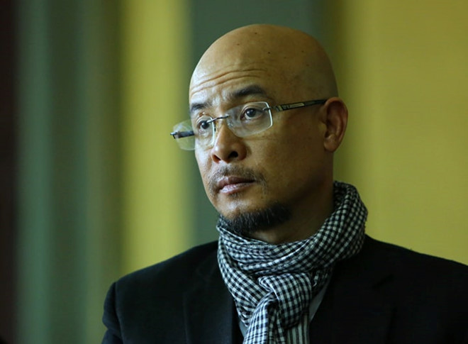 Ông Đặng Lê Nguyên Vũ đề nghị được nuôi 4 người con chung và cam kết không yêu cầu bà Thảo trợ cấp hằng tháng Ông Đặng Lê Nguyên Vũ đề nghị được nuôi 4 người con chung và cam kết không yêu cầu bà Thảo trợ cấp hằng tháng