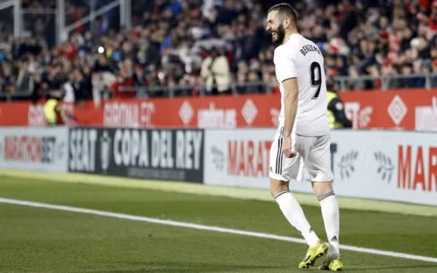 Benzema ghi cú đúp đưa Real vào bán kết Cúp nhà Vua Tây Ban Nha (Ảnh: AS). Benzema ghi cú đúp đưa Real vào bán kết Cúp nhà Vua Tây Ban Nha (Ảnh: AS).