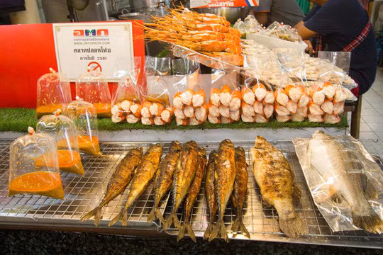  Món cá nướng chấm với nước sốt chua ngọt