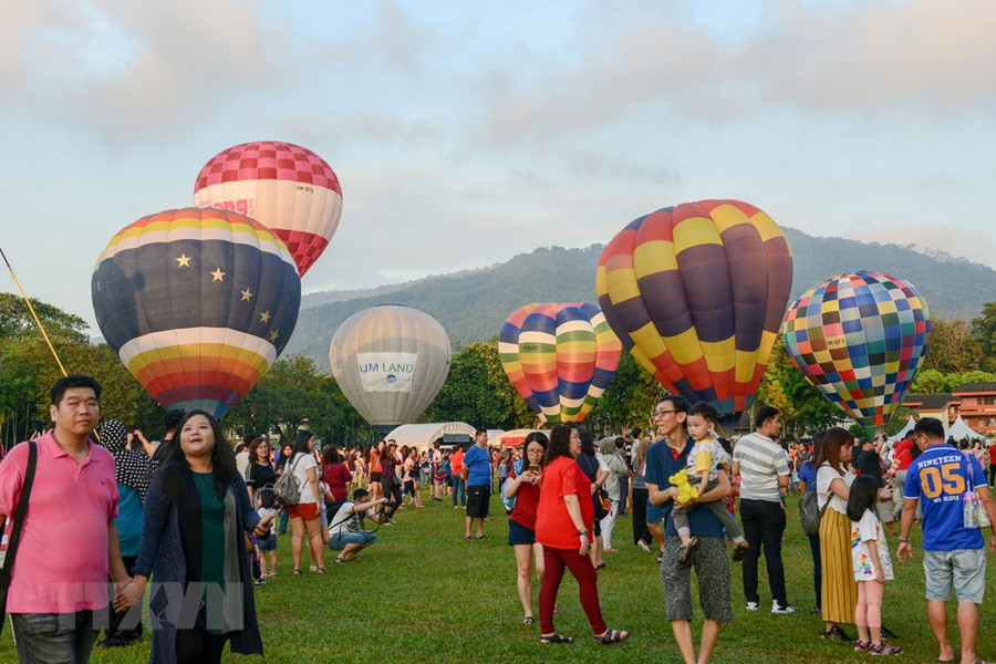 Lễ hội khinh khí cầu diễn ra trong hai ngày 9-10/2 ở Penang, Malaysia.