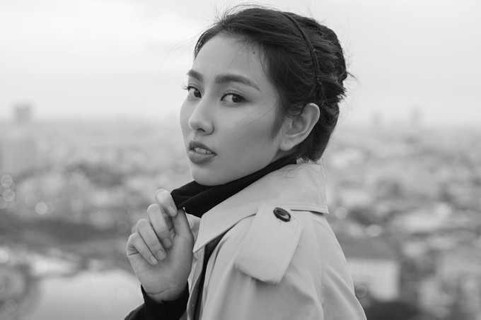 Nhiếp ảnh Bobby Nguyễn, trang điểm Trần Hoàng Nghĩa, stylist Phạm Bảo Luận. Nhiếp ảnh Bobby Nguyễn, trang điểm Trần Hoàng Nghĩa, stylist Phạm Bảo Luận.