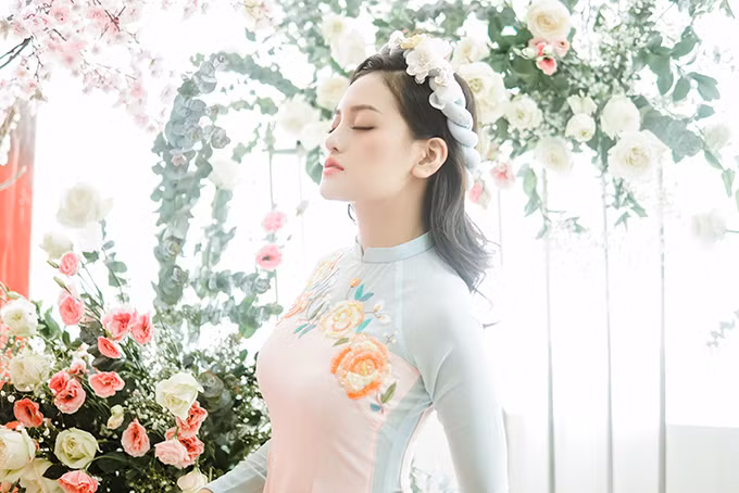 Trở về Hà Nội ăn Tết cùng gia đình khá sớm, Thùy Anh từng bày tỏ trên trang cá nhân ý định 