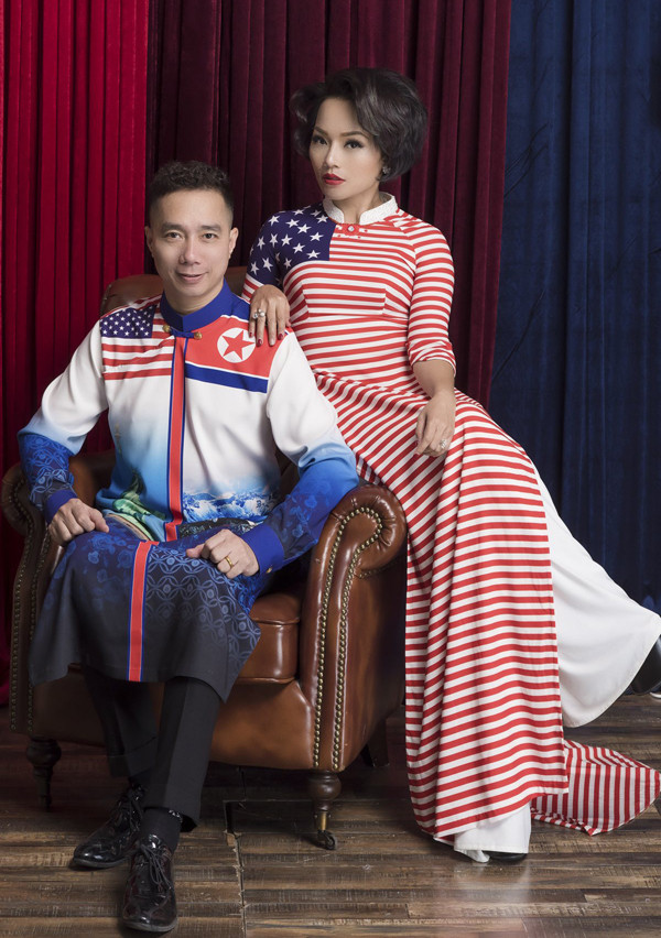 Nhà thiết kế Đỗ Trịnh Hoài Nam mặc trang phục kết hợp hai hình ảnh đất nước và quốc kỳ của Mỹ - Triều Tiên, tạo dáng bên Thái Thùy Linh. Nhà thiết kế Đỗ Trịnh Hoài Nam mặc trang phục kết hợp hai hình ảnh đất nước và quốc kỳ của Mỹ - Triều Tiên, tạo dáng bên Thái Thùy Linh.