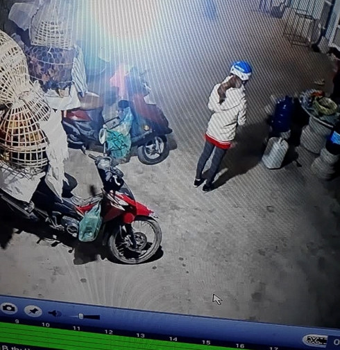  Hiện chiếc áo khoác và đôi giày của nạn nhân Cao Mỹ Duyên vẫn chưa tìm thấy.