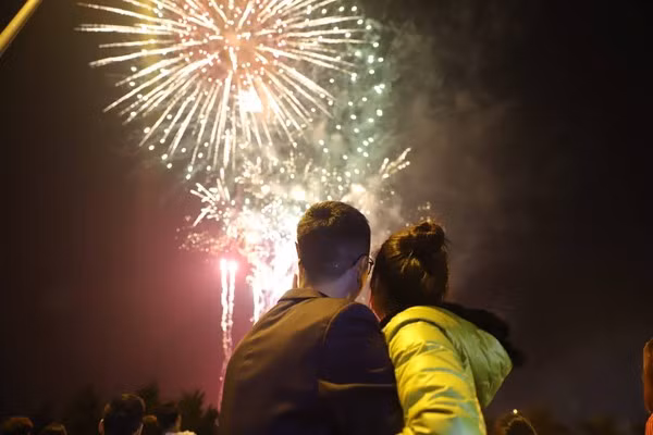 Việt Nam và cụ thể nhất là Hà Nội được CNN bầu chọn là địa điểm đón Tết Nguyên đán thú vị nhất hành tinh.