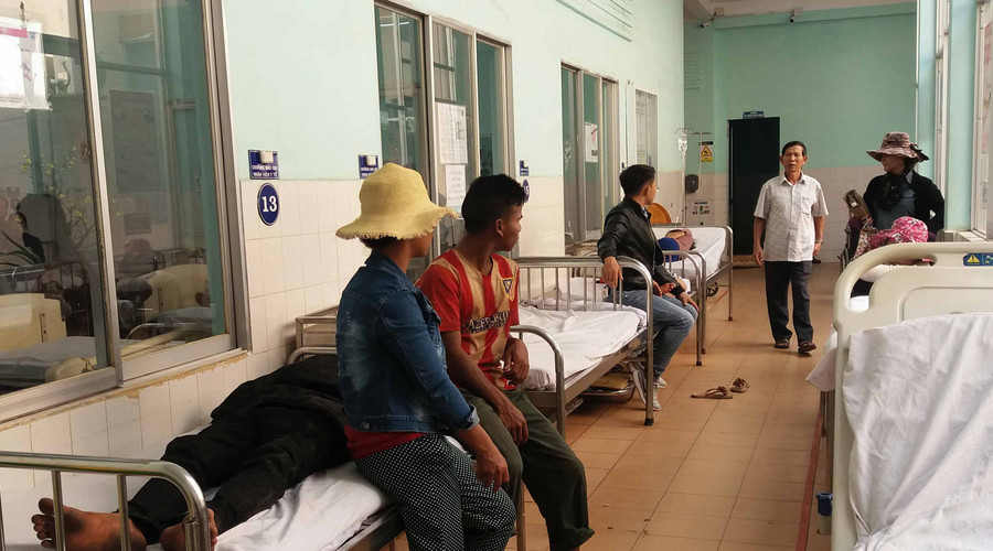 Khoa Cấp cứu- Bệnh viện Đa khoa tỉnh bố trí thêm giường bệnh để đảm bảo công tác khám chữa bệnh, cấp cứu cho bệnh nhân. Ảnh: Như Nguyện