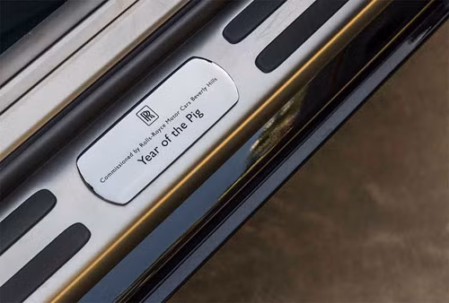 Phiên bản đặc biệt có dòng chữ 