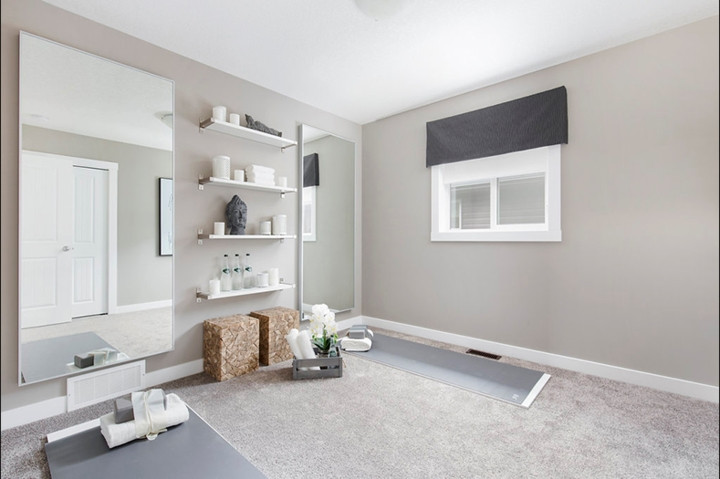 Nếu năm mới bạn muốn tập thể dục, tập yoga hãy sắp xếp một căn phòng để thực hiện. Nếu là người yêu sách bạn có thể lên kế hoạch để thiết kế thêm giá sách ngay từ bây giờ.