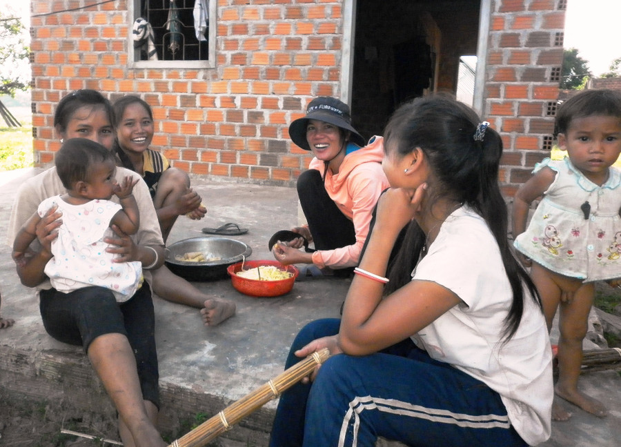 Đề án sẽ giải quyết đất sản xuất, chuyển đổi nghề cho hộ đồng bào DTTS nghèo, hộ nghèo ở vùng đặc biệt khó khăn. Ảnh: Trà Giang Đề án sẽ giải quyết đất sản xuất, chuyển đổi nghề cho hộ đồng bào DTTS nghèo, hộ nghèo ở vùng đặc biệt khó khăn. Ảnh: Trà Giang