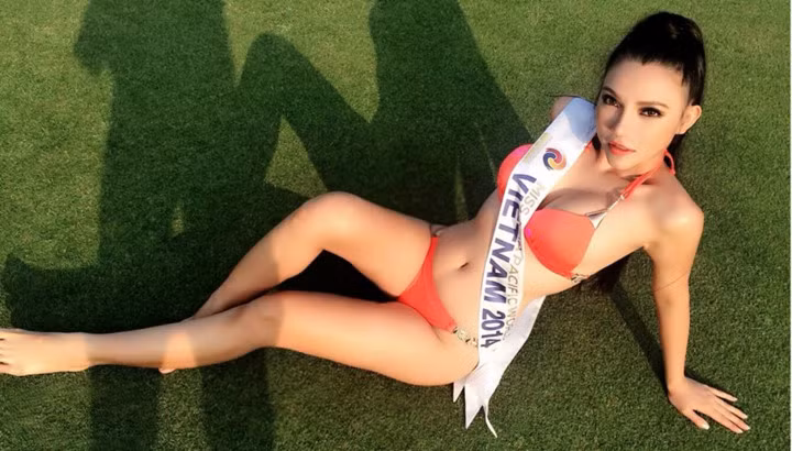 Jenny cho biết: ”Tôi chọn áo dài trong phần thi trang phục truyền thống vì đó là linh hồn của dân tộc và là nét đẹp truyền thống của trang phục người phụ nữ Việt Nam.Chính chiếc áo dài mới thể hiện rõ nhất các đường cong quyến rũ và gợi cảm của người phụ nữ, vẫn rất kín đáo nhưng thu hút người đối diện