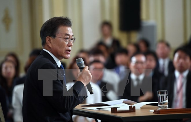 Tổng thống Hàn Quốc Moon Jae-in. Tổng thống Hàn Quốc Moon Jae-in.