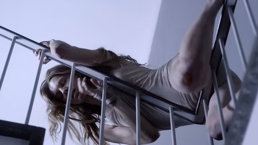  Ania trở thành người khác khi gặp con sói