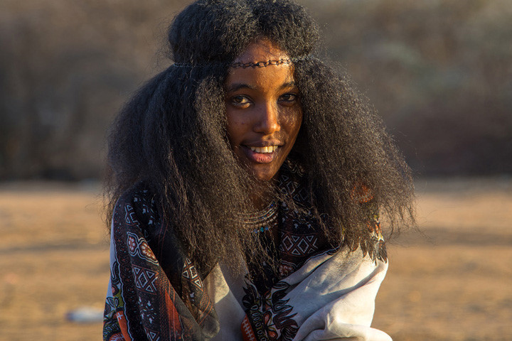 Nụ cười của một phụ nữ trẻ thuộc bộ lạc Borana. Ảnh: Corbis.