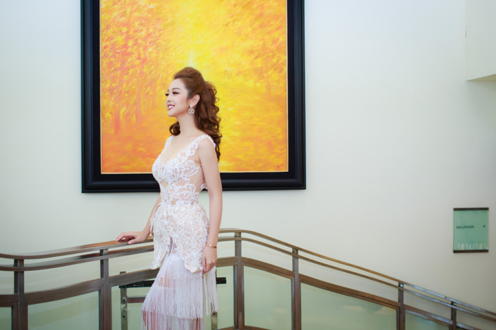 Xuất hiện tại sự kiện, Hoa hậu Jennifer Phạm 'đốt mắt' người đối diện nhờ vóc dáng chuẩn, nóng bỏng và vẻ đẹp mặn mà hiếm có. Xuất hiện tại sự kiện, Hoa hậu Jennifer Phạm 'đốt mắt' người đối diện nhờ vóc dáng chuẩn, nóng bỏng và vẻ đẹp mặn mà hiếm có.