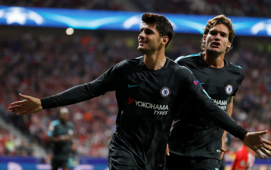 Niềm vui của Morata sau khi gỡ hòa 1-1 cho Chelsea. Ảnh: REUTERS Niềm vui của Morata sau khi gỡ hòa 1-1 cho Chelsea. Ảnh: REUTERS