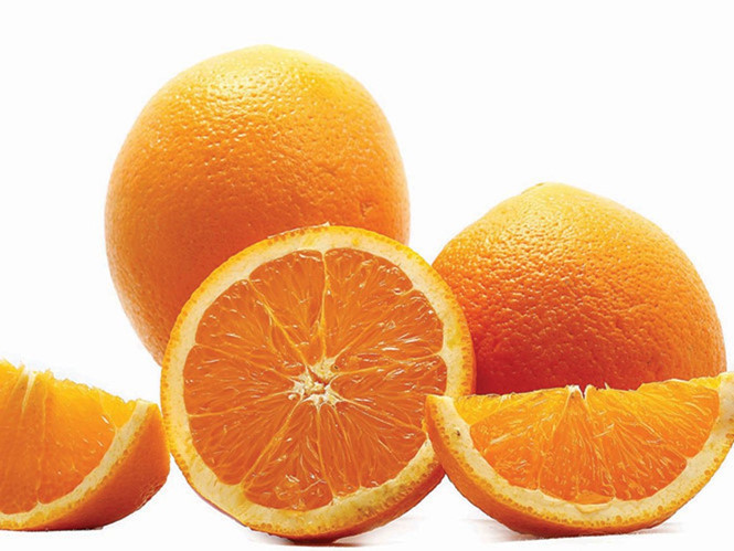 Cam không chỉ giàu vitamin C mà còn có lượng canxi đáng kể. Cam không chỉ giàu vitamin C mà còn có lượng canxi đáng kể.