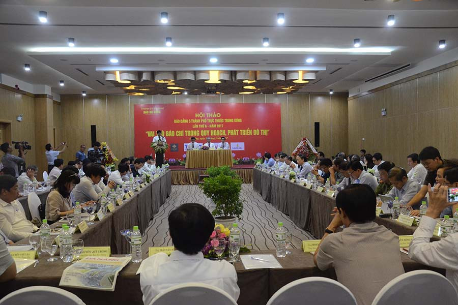  Quang cảnh hội thảo. Ảnh: V.H