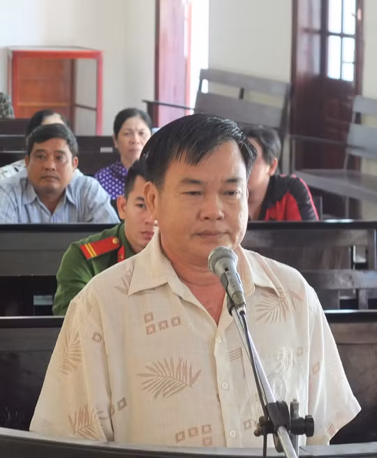 Bị cáo Lê Văn Sáu tại tòa Bị cáo Lê Văn Sáu tại tòa