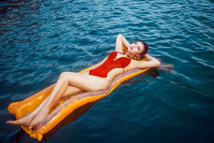 Jenny Lê Nguyễn cho biết, thời gian tới cô sẽ về nước theo đuổi hoạt động nghệ thuật song song với kinh doanh theo ngành nghề truyền thống của gia đình.