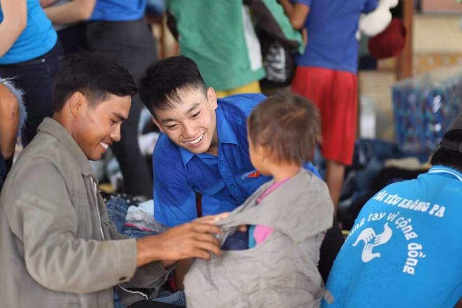 Hoạt động Tình nguyện CLB TNTN Tôi Yêu Krông Pa. Ảnh: H’Yuên