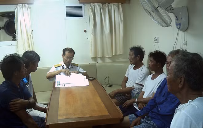 Các ngư dân đã về đến Vùng 3 an toàn.