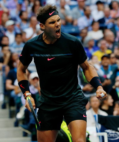 Nadal dễ dàng giành chiến thắng trong 3 ván Nadal dễ dàng giành chiến thắng trong 3 ván