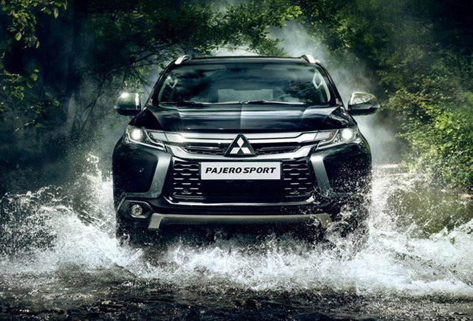 Pajero Sport 2017 có mức giảm giá lớn nhất trong năm. Pajero Sport 2017 có mức giảm giá lớn nhất trong năm.