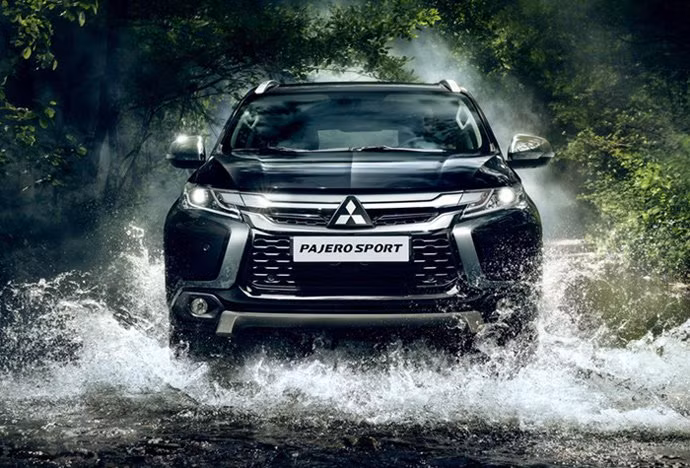  Pajero Sport 2017 có mức giảm giá lớn nhất trong năm.