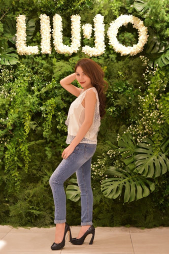 Xuất hiện tại sự kiện còn có người đẹp Kỳ Phương Uyên.